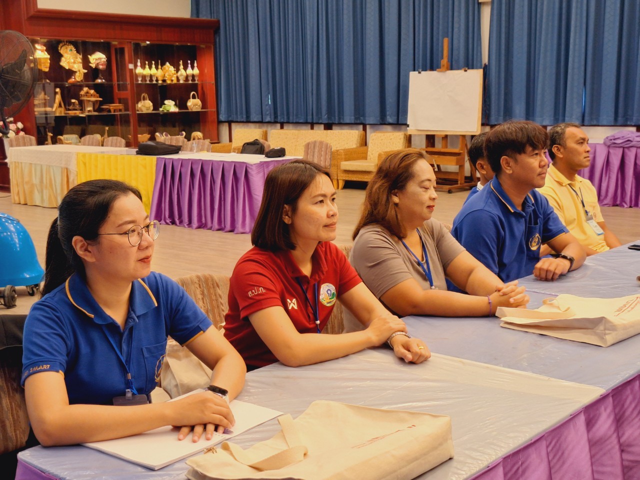 title - ผู้ตรวจราชการ ส.ป.ก. บรรยายพิเศษ เรื่อง 